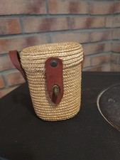 ANCIEN VERRE AVEC PANIER DE CURISTES