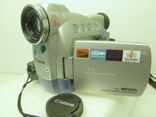 CAMESCOPE CAMERA CANON DM-MV530iE PAL MINI DV + LECTEUR CARTE SD BON ETAT