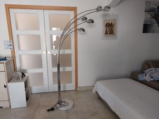 Lampadaire design 5 branches  en métal chromé socle marbre très bon état 