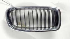 Calandre droite  BMW SERIE 3 F30/F80 PHASE 1 320d 2.0D - 16V TURBO/R:51712084