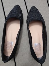 Magnifique paire escarpin noire P.41 très bon état