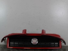 Calandre FIAT DOBLO 1   /R:49740104