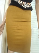 JUPE MOUTARDE STRETCH SEXY DE MARQUE MERINA T 34/36 