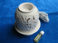 AVON Electric Diffuser Aroma Lamp Ivory Porcelain Bisque Nightlight Fragrance