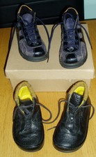 2 x Paires étonnants Garçons Bottes/Chaussures-Both Taille EU 24 UK 7 Junior