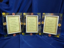 LOT DE 3 CADRES A POSER EN VERRE A DECOR FLORAL . REF 7129