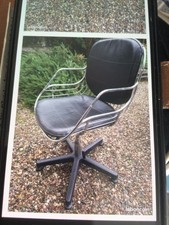 fauteuil de bureau en métal chromé design Gastone Rinaldi ?