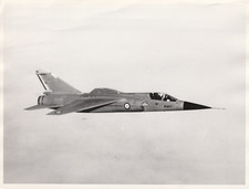 MIRAGE F 1 DASSAULT AVION DE CHASSE AVIATION AERONAUTIQUE 24 x 18 cm