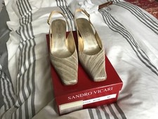 SANDRO VICARI Escarpins Ouvert doré Tout Cuir Verni Doré  Strass T 37 