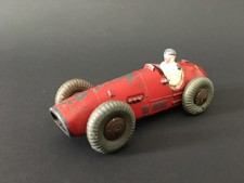 Dinky Toys Ferrari 23J Made in France - Meccano, état occasion.