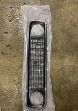 Calandre Noire Renault 4 R4 4l F4 F6 Neuve Avec Défauts