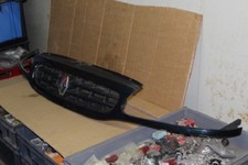 calandre RENAULT SAFRANE 2.2L TURBO DIESEL ALIZE