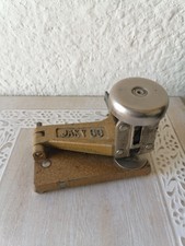 agrafeuse ancienne Jaky60