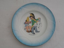 - ASSIETTE ILLUSTRÉE ENFANTS SOLDATS NAPOLÉONIENS St AMAND AMANDINOISE N°1