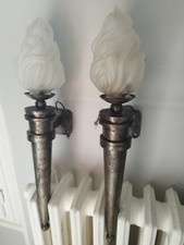 2 grandes appliques murale /flambeau torche fer forgé tulipe flamme verre dépoli