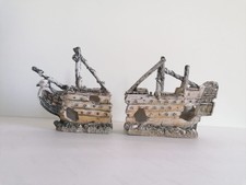 large aquarium décoration shipwreck (two piece)