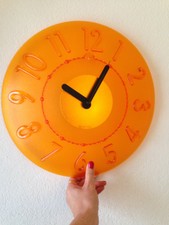 superbe Horloge pendule  orange GUZZINI  TBE 