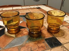 LOT DE 3 VERRES PERNOD  SA.. Vintage de couleur ambré ,apéro, déco cuisine 