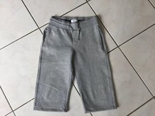 Bermuda pantacourt HUGO BOSS taille 8 ans gris bon etat