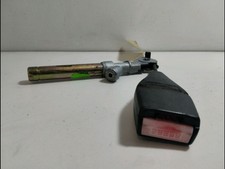 ancrage ceinture avant droit renault CLIO II 8200703361 189754