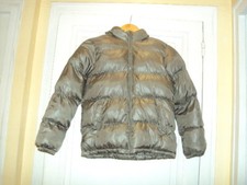 Doudoune kaki à capuche pour fille en 12 ans toute neuve