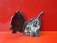 CITROEN C3 PICASSO BOITE A FUSIBLE DESSUS BATTERIE