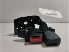 ancrage ceinture arrière gauche renault CLIO III 8200684024 188613