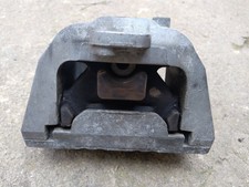 support moteur Golf 4 1.9L TDI 115cv  / 130cv 2001