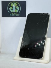 iPhone 11 128 Go Blanc // S'allume // pas de compte iCloud