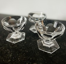 ensemble de 3 coupes cristal de Baccarat modèle Bourbon