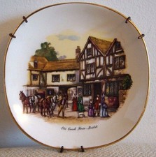England Souvenir Old Coach House - Bristol Decorative Wall Decor w/ Wire Hanger