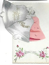 CPA carte postale ancienne à système Joyeuses Pâques cloches ruban fleurs
