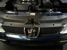 Calandre PEUGEOT 406 PHASE 2 BREAK 2.0 HDI - 8V TURBO /R:46947052
