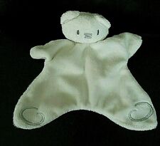 17. DOUDOU PLAT BEBE CONFORT OURS BLANC SPIRALE BRODERIE GRIS EXCELLENT ETAT