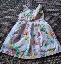 Jolie robe d'été Zara 6 ans très bon état 