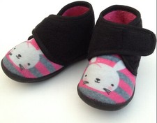 chaussures enfant PAIRE DE CHAUSSONS 23 tissaia lapin