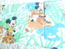 une housse de traversin  MICKEY