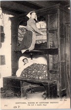 29 M�urs de Bretagne - un lit a double etage