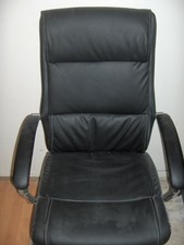 Elegant fauteuil de bureau cuir noir