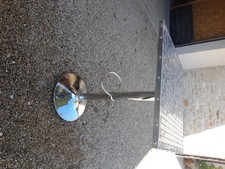 Table réglable avec plateau petits carreaux