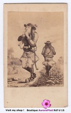 PEINTURE GRAVURE L. THÉODORE, HOMME AUX SABOTS & TENUE DE TRADITION, CDV -U15