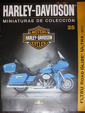 FASCICULE 25 MOTO COLECCION HARLEY DAVIDSON FLTRU ROAD GLIDE ULTRA 2011
