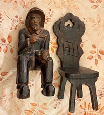 ancienne statue bois  homme breton assis sur une chaise