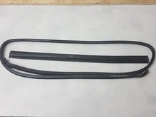 lave-vaisselle thermor LVI4N/B 34JBTRFFB joint porte contour bas inférieur