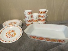 lot d assiettes a dessert tasse et plat arcopal orange vintage