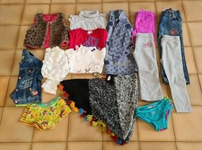 Lot 12 vêtements tenue poncho,veste jean,gilet CATIMINI TBE taille 3 ans fille