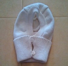 lot cagoule,gants et echarpe 6 mois -1 an ..