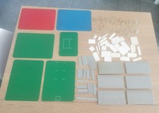 Lego lot de + 90 pièces divers , anciens accessoires - Grandes plaques (Lot N°6)