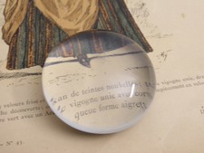 Ancienne loupe en verre