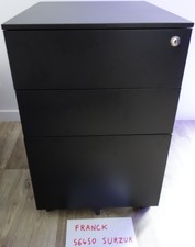 Caisson de bureau acier 3 tiroirs dont 1 dossiers suspendus avec roulettes